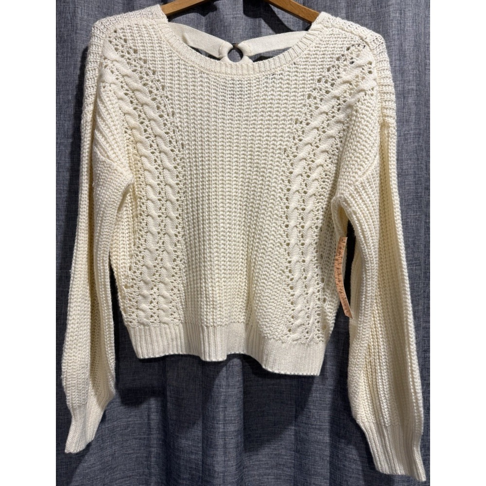 Almost Famous Chunky Knit Sweater Womens Size M Cream Criss-Cross Ring Back NWT